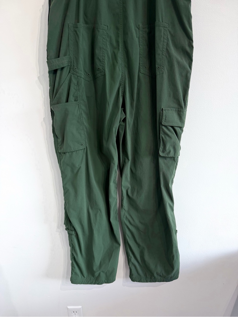 Duluth Heirloom Gardening Bib Overalls multicolor garden green - Picture 5 of 9